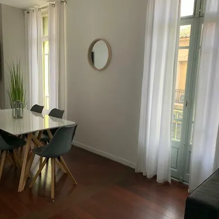 Beau T4 Hyper Centre Avec Parking Apartment